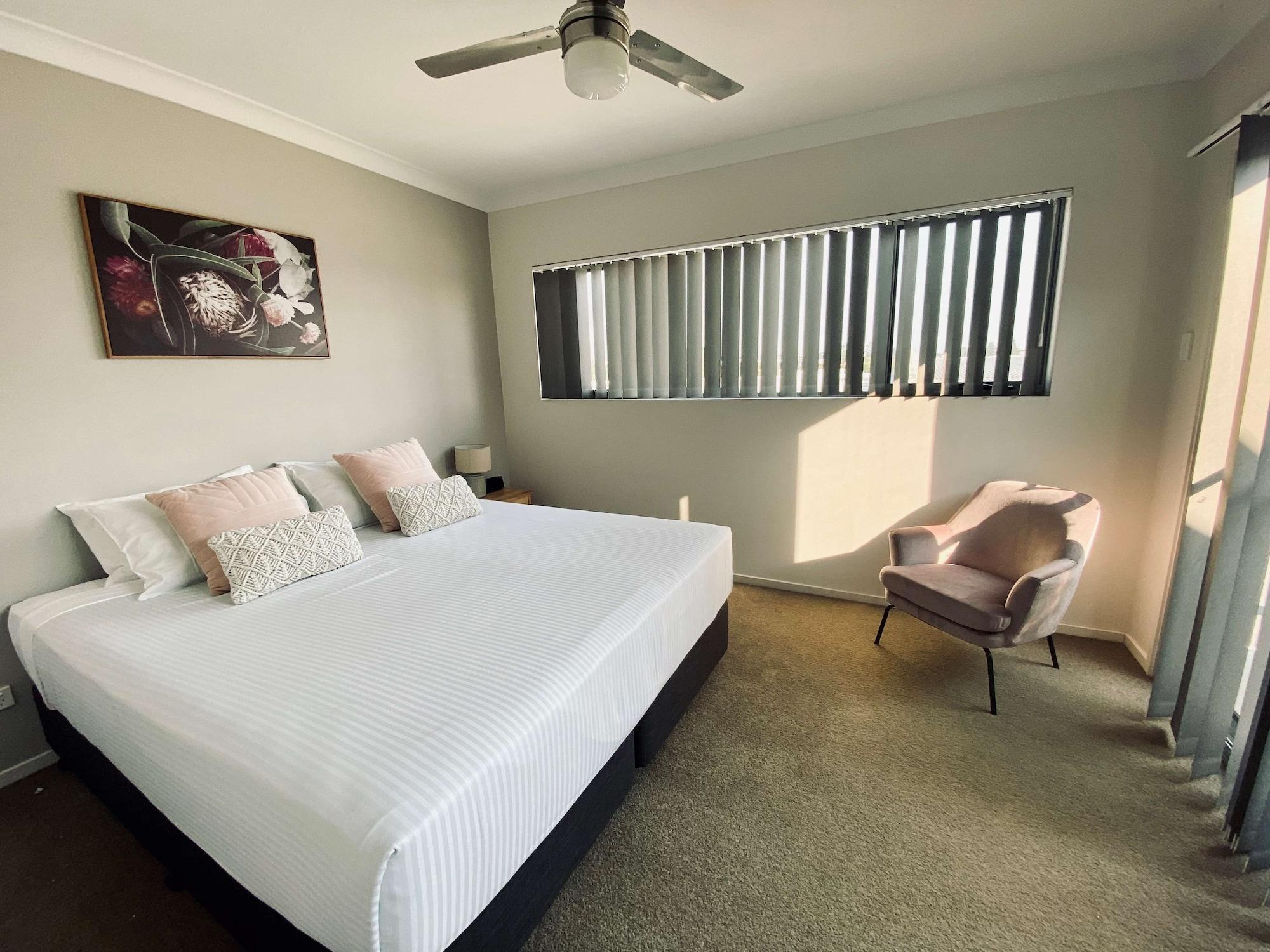 Best Western Plus North Lakes Hotel Экстерьер фото
